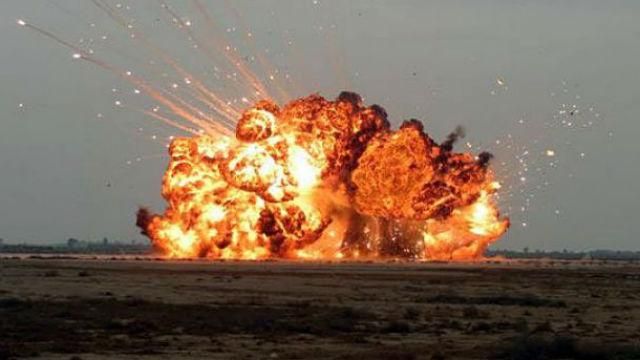 Біля Ростова під час військових навчань вибухнув склад боєприпасів Біля Ростова під час військових навчань вибухнув склад боєприпасів