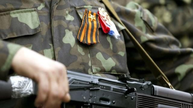 Українські бійці викрили в тилу базу терористів