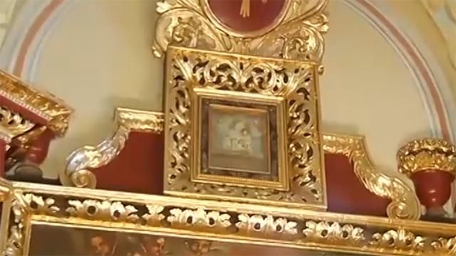 Священика на Тернопільщині підозрюють у крадіжці стародавних ікон Священика на Тернопільщині підозрюють у крадіжці стародавних ікон