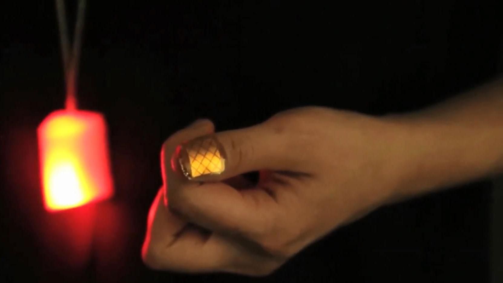 Американцы разработали миниатюрную замену компьютерной "мышки" Американцы разработали миниатюрную замену компьютерной "мышки"