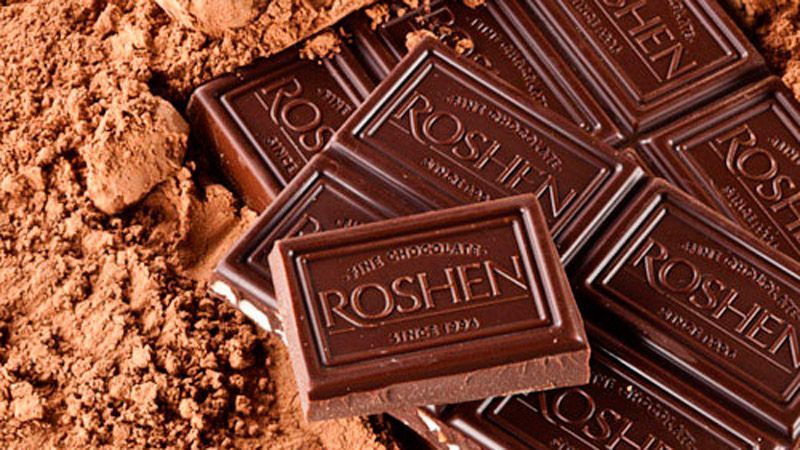 Конфеты Порошенко в Луганске прячут от террористов Конфеты Порошенко в Луганске прячут от террористов