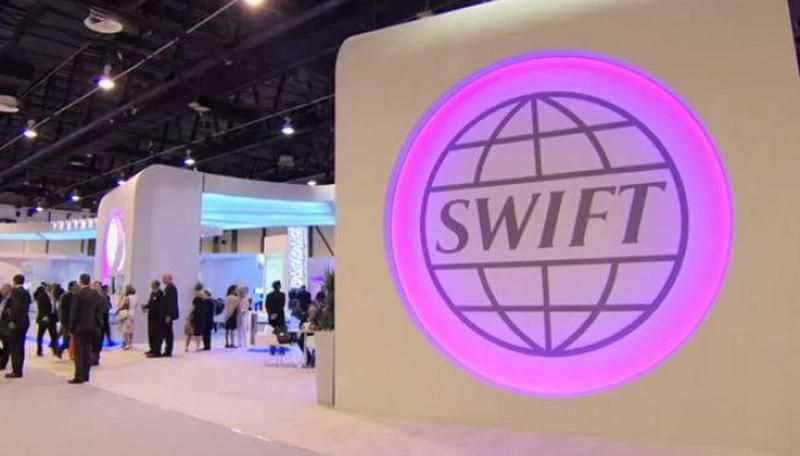 ЗМІ: Кримчанам відключили міжнародну банківську систему SWIFT ЗМІ: Кримчанам відключили міжнародну банківську систему SWIFT