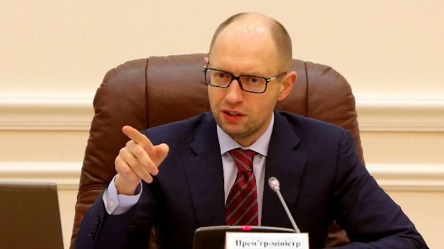 Яценюк наїхав на групу "Фірташа-Льовочкіна" Яценюк наїхав на групу "Фірташа-Льовочкіна"