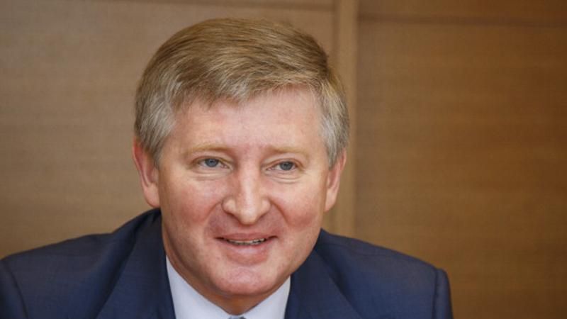 Резиденцию Ахметова до сих пор охраняет "Оплот" Резиденцию Ахметова до сих пор охраняет "Оплот"