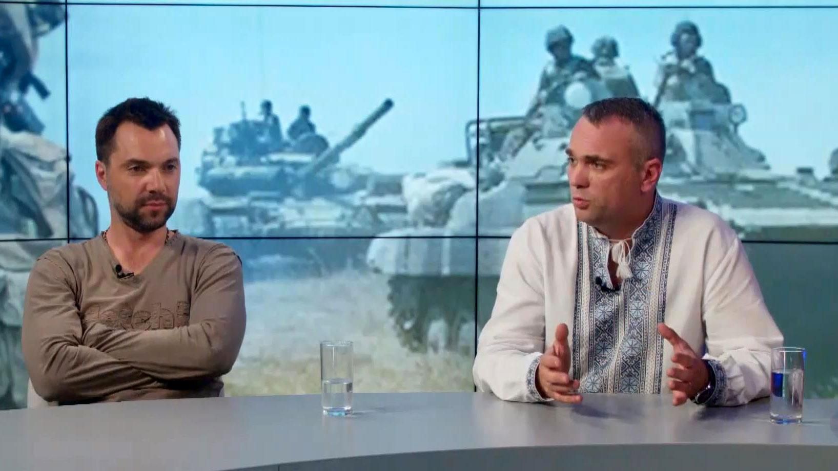 Власть пытается окружить "Правый сектор" дезинформацией, — эксперт Власть пытается окружить "Правый сектор" дезинформацией, — эксперт