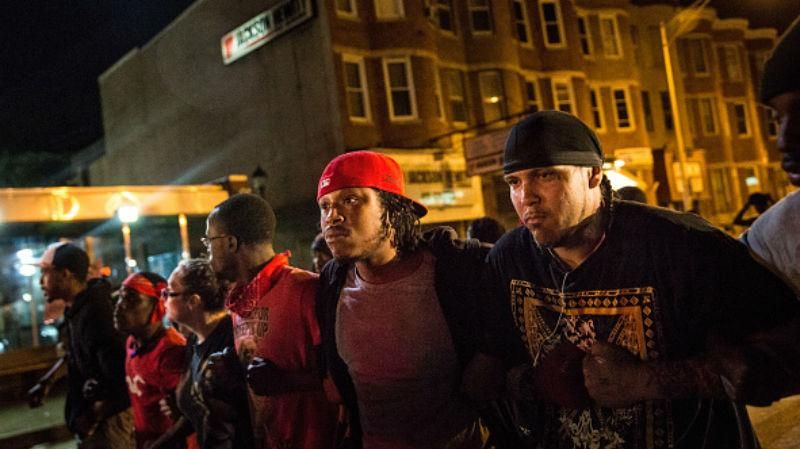 В США журналистку Russia Today обокрали в прямом эфире В США журналистку Russia Today обокрали в прямом эфире