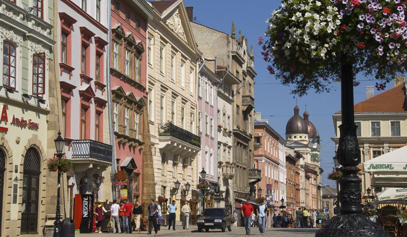 Опасность везде: об угрозе терактов на выходных предупреждают даже Львов Опасность везде: об угрозе терактов на выходных предупреждают даже Львов