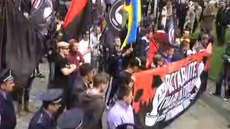 У центрі Львова — заворушення У центрі Львова — заворушення