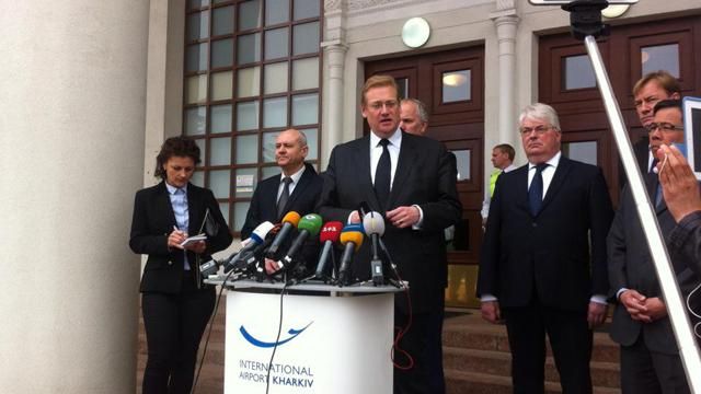 Пошукова місія з розслідування аварії Boeing 777 офіційно закінчила роботу Пошукова місія з розслідування аварії Boeing 777 офіційно закінчила роботу