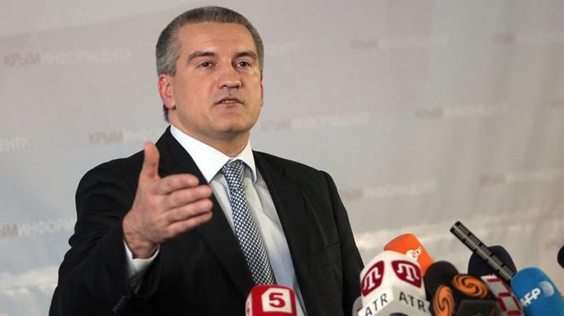 Аксьонов пригрозив українській владі "кримським трибуналом" Аксьонов пригрозив українській владі "кримським трибуналом"