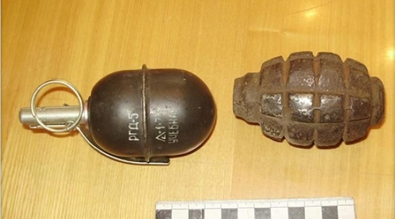 В Одесі 76-річна жінка прийшла у міліцію зі сумкою боєприпасів В Одесі 76-річна жінка прийшла у міліцію зі сумкою боєприпасів