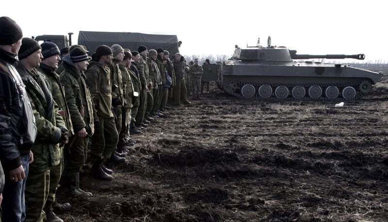 У табір підготовки бойовиків під Маріуполем прибули в'язні з РФ