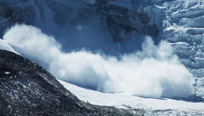 У Непалі знайшли тіла 50 іноземців, які загинули під лавиною 
