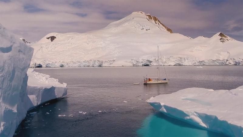 Безпілотник показав Антарктиду з висоти пташиного польоту Безпілотник показав Антарктиду з висоти пташиного польоту