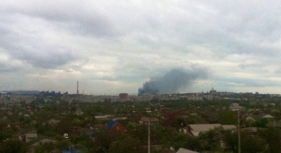 З'явилось відео жахливої пожежі в Маріуполі