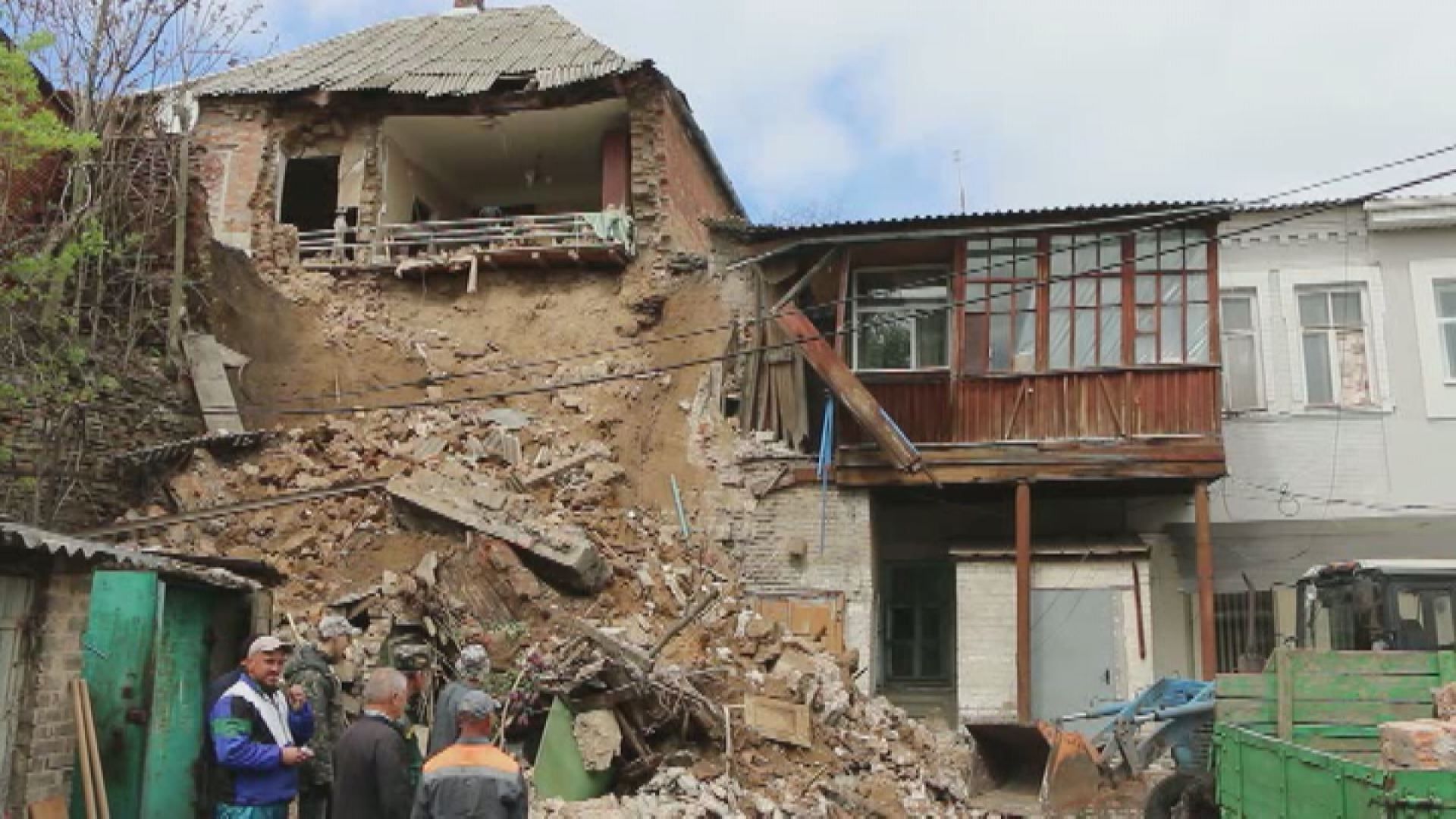 Стали відомі подробиці обвалу будинку в Мелітополі Стали відомі подробиці обвалу будинку в Мелітополі