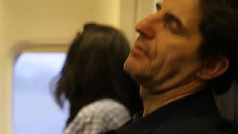 Шкиряк повез свою подружку в Непал за государственные деньги Шкиряк повез свою подружку в Непал за государственные деньги