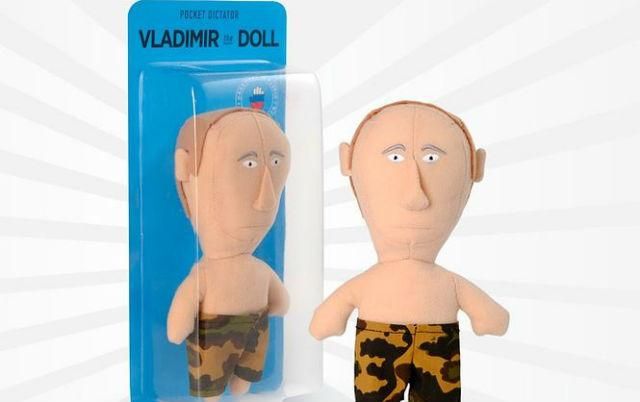 В Росії показали маленького, м’якенького, плюшевого Путіна В Росії показали маленького, м’якенького, плюшевого Путіна