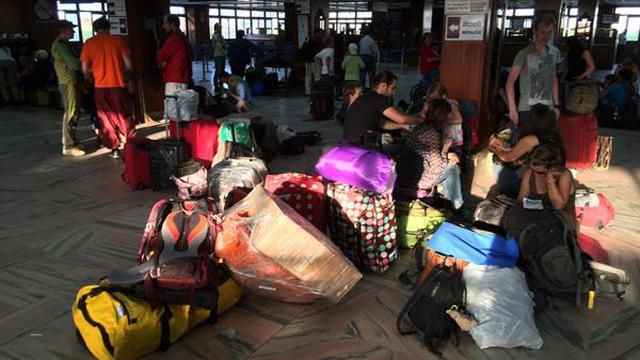 Багатостраждальна українська рятувальна експедиція вилетіла до Баку Багатостраждальна українська рятувальна експедиція вилетіла до Баку