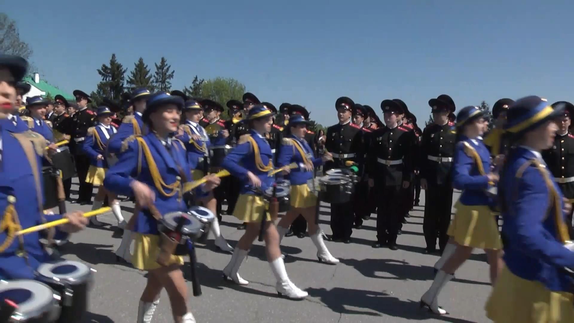 Украинцев 8-9 мая будут охранять 40 тысяч милиционеров Украинцев 8-9 мая будут охранять 40 тысяч милиционеров