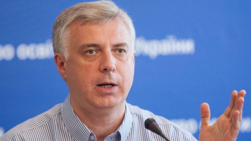 Квіт збирається скасувати пластикові дипломи Квіт збирається скасувати пластикові дипломи