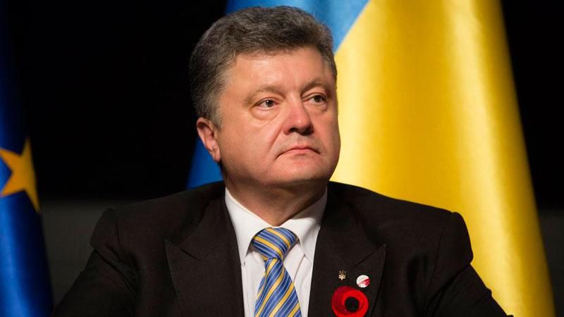 9 мая Россия покажет оружие, которым обстреливает Донецк, — Порошенко 9 мая Россия покажет оружие, которым обстреливает Донецк, — Порошенко