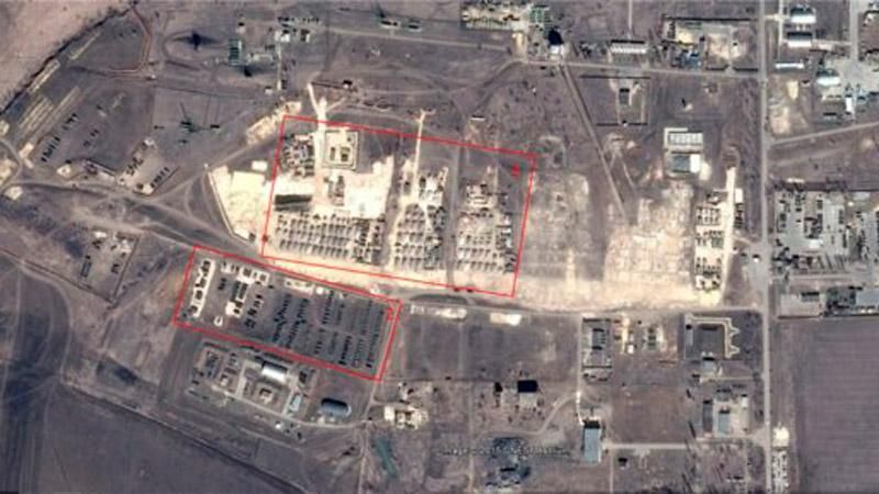 Google-карти показали масштаби російської армії під кордоном України Google-карти показали масштаби російської армії під кордоном України