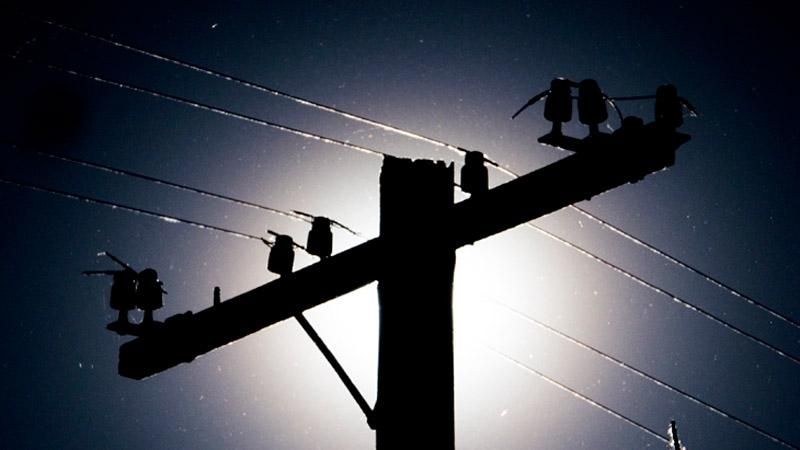 Україна більше не купуватиме терористам електрику Україна більше не купуватиме терористам електрику