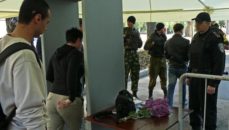 На День Перемоги у Миколаєві скандал влаштували тільки комуністи На День Перемоги у Миколаєві скандал влаштували тільки комуністи