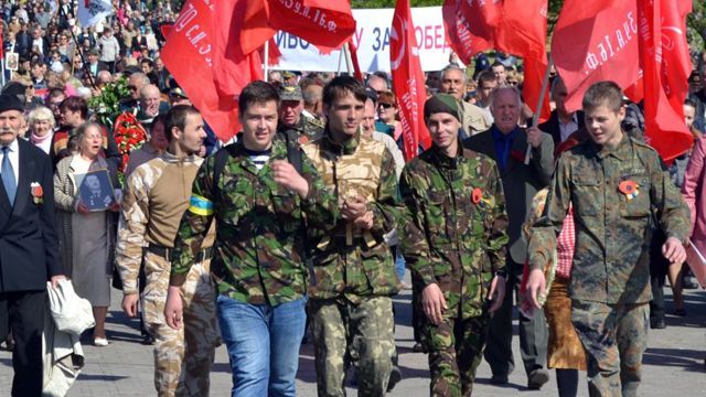 Активісти Євромайдану охороняли ходу комуністів у Херсоні