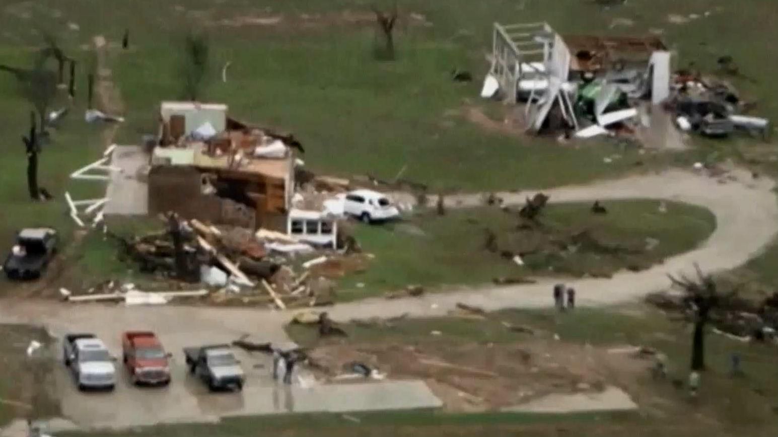 В США - серия разрушительных торнадо, есть жертвы В США - серия разрушительных торнадо, есть жертвы