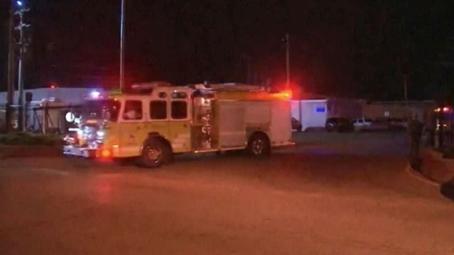 Недалеко от Нью-Йорка произошел пожар на АЭС Недалеко от Нью-Йорка произошел пожар на АЭС