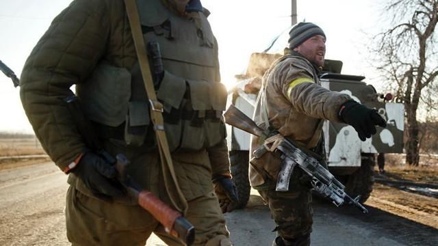 Бой в Широкино утих, двое бойцов ранены Бой в Широкино утих, двое бойцов ранены