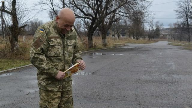 Москаль решил запретить въезд-выезд автомобилей на оккупированной Луганщине