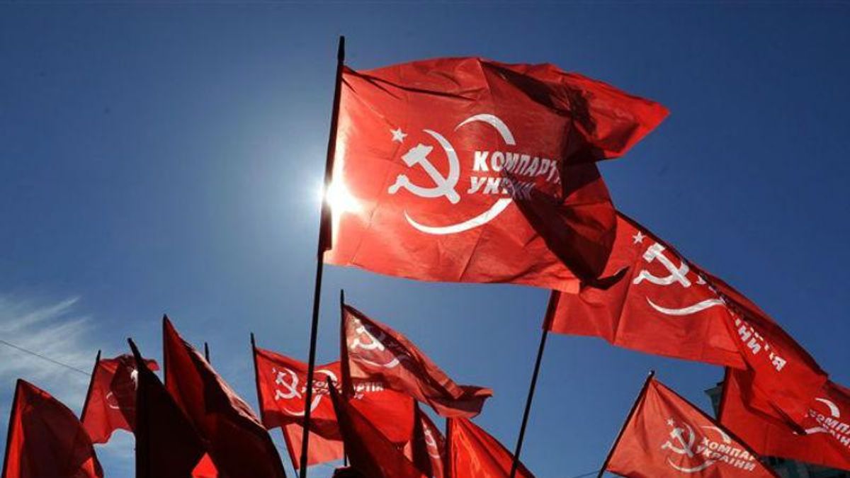 Во время войны коммунисты бегут из страны первыми Во время войны коммунисты бегут из страны первыми