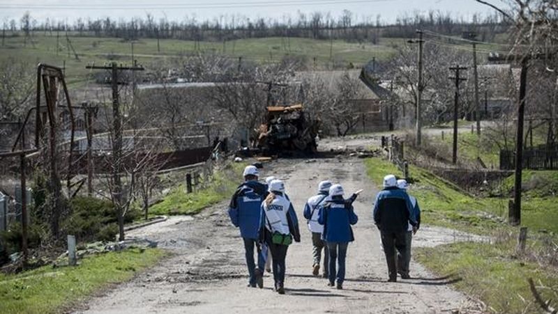 Український військовий помилково обстріляв місію ОБСЄ