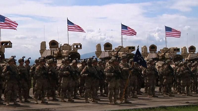 Международное общество массово проводит военные учения Международное общество массово проводит военные учения