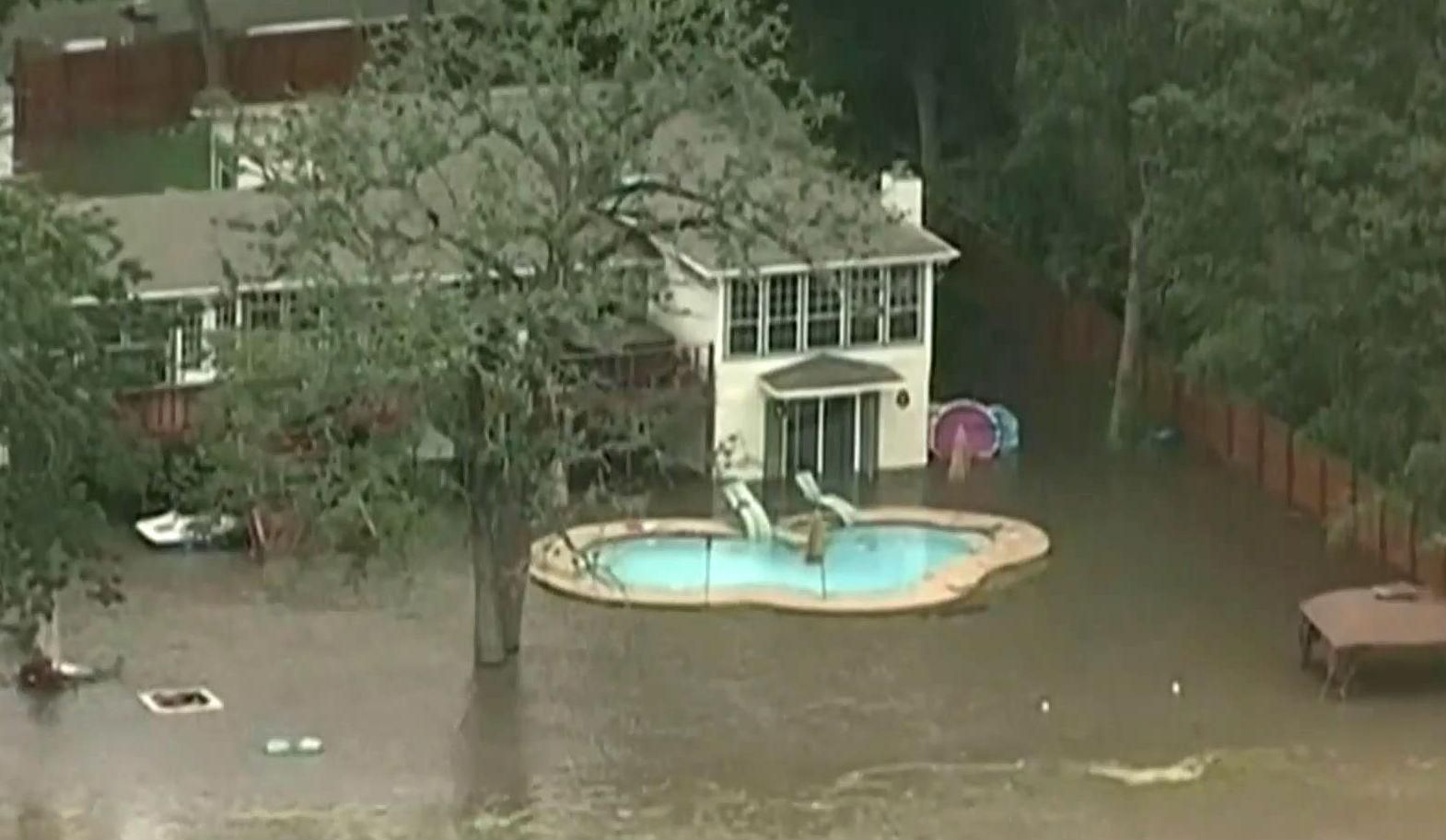 Жертвами торнадо у США стали п'ятеро людей Жертвами торнадо у США стали п'ятеро людей