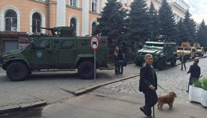 Вночі одеситів налякали два вибухи. Що і де вибухнуло — знайти не можуть