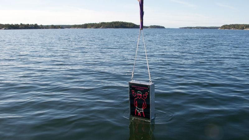 Шведы пугают российские подводные лодки гей-рекламой Шведы пугают российские подводные лодки гей-рекламой