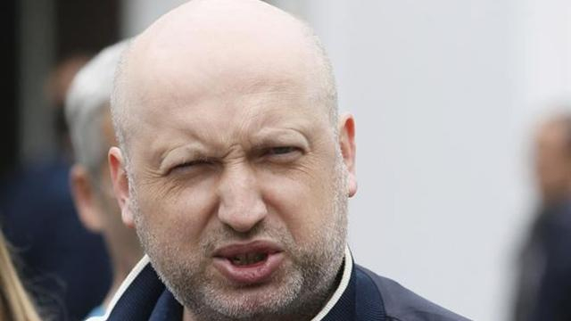 В окружении президента говорят, что Турчинов может стать премьером вместо Яценюка, — СМИ
