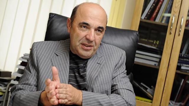 Нардепи про позбавлення депутатів недоторканності Нардепи про позбавлення депутатів недоторканності