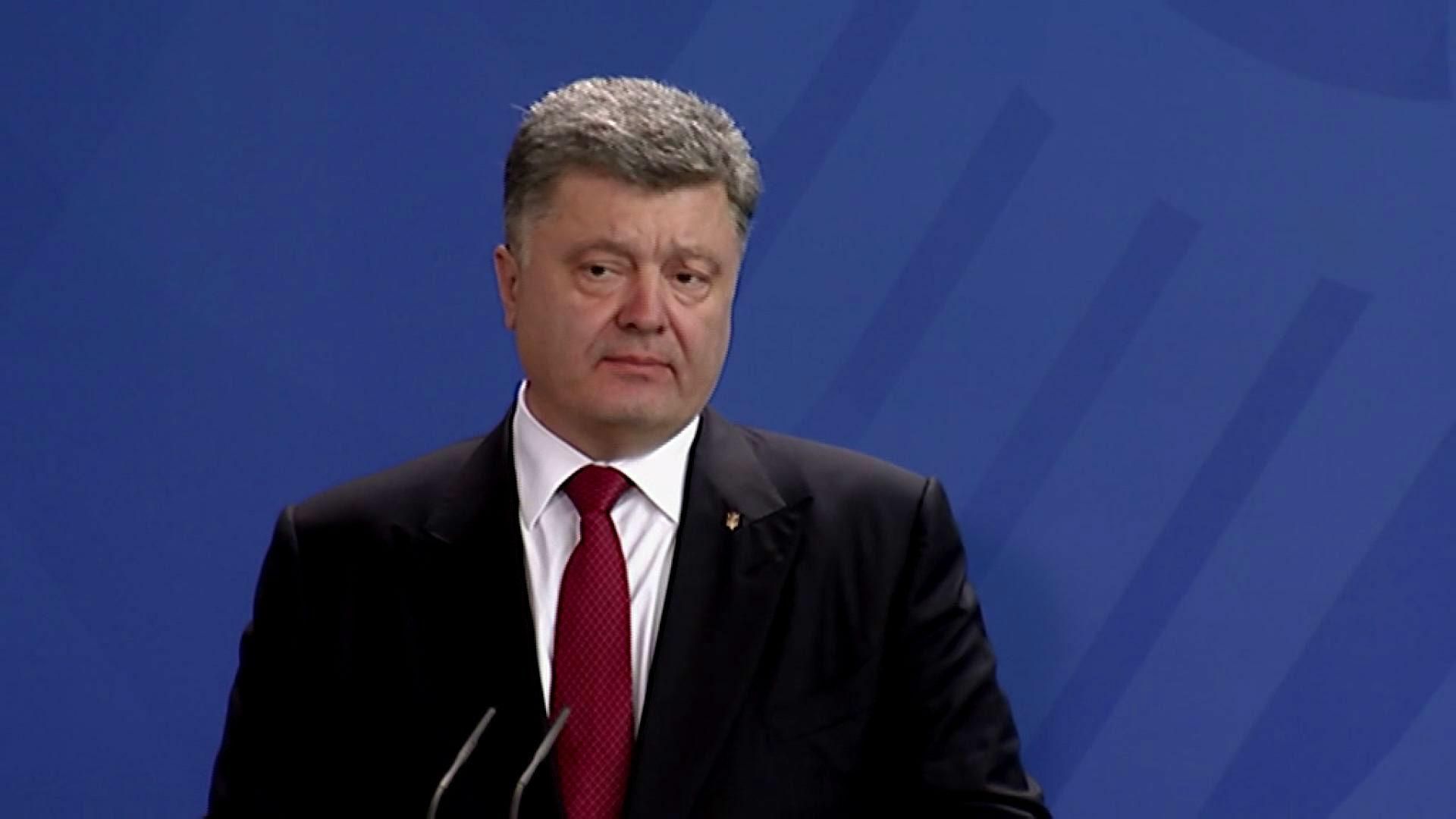Стало відомо, про що говорили Порошенко і Меркель у Німеччині Стало відомо, про що говорили Порошенко і Меркель у Німеччині