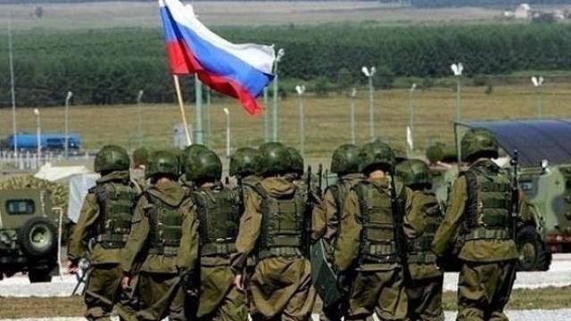 Порошенко озвучил количество российских военных на Донбассе