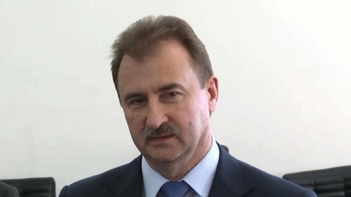 Яценюка допитали у суді Яценюка допитали у суді