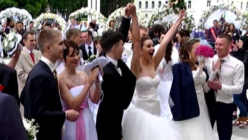 В Україні відбулось рекордне весілля
