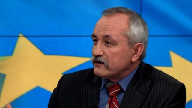 Порошенко избегает ответственности как главнокомандующий, — эксперт Порошенко избегает ответственности как главнокомандующий, — эксперт