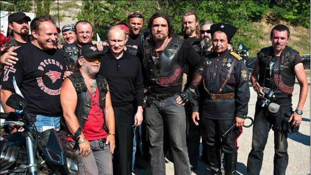 "Нічні вовки" виховують у дітей ненависть до Заходу, — The Times "Нічні вовки" виховують у дітей ненависть до Заходу, — The Times