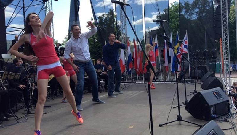 Клички потанцювали перед киянами Клички потанцювали перед киянами