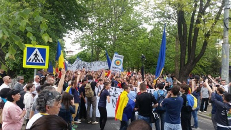 В Молдавии прошел митинг за присоединение к Румынии В Молдавии прошел митинг за присоединение к Румынии